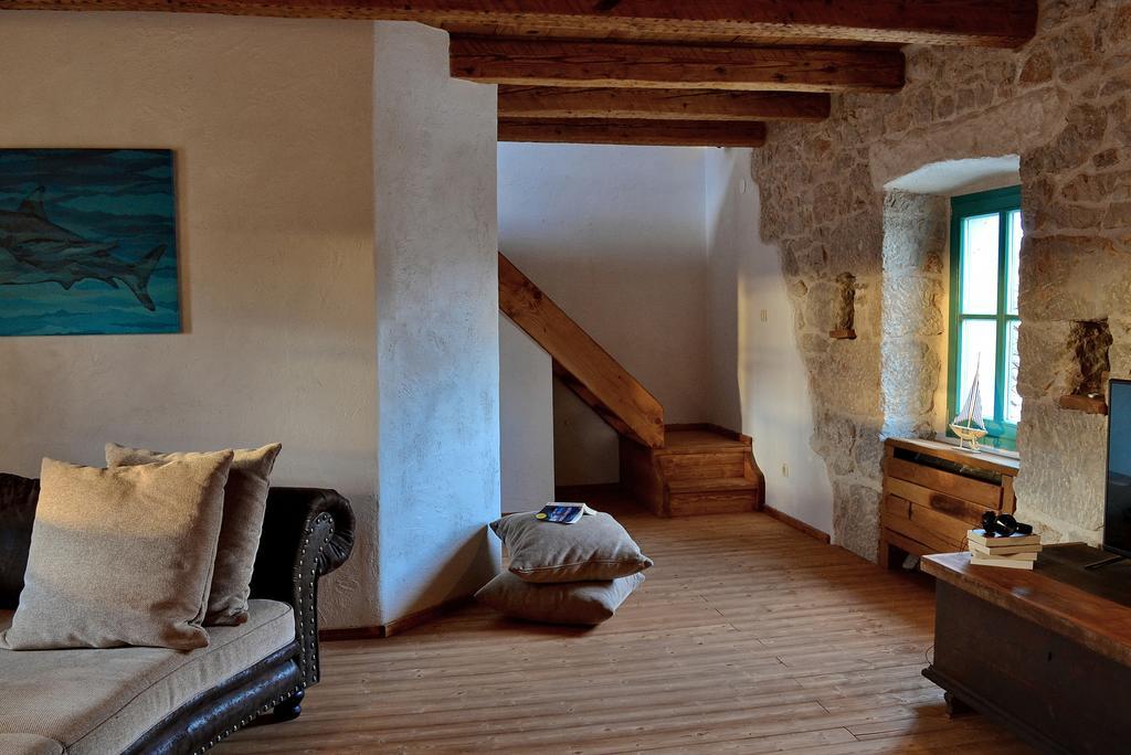 Holiday Home Olea Malinska Exterior photo